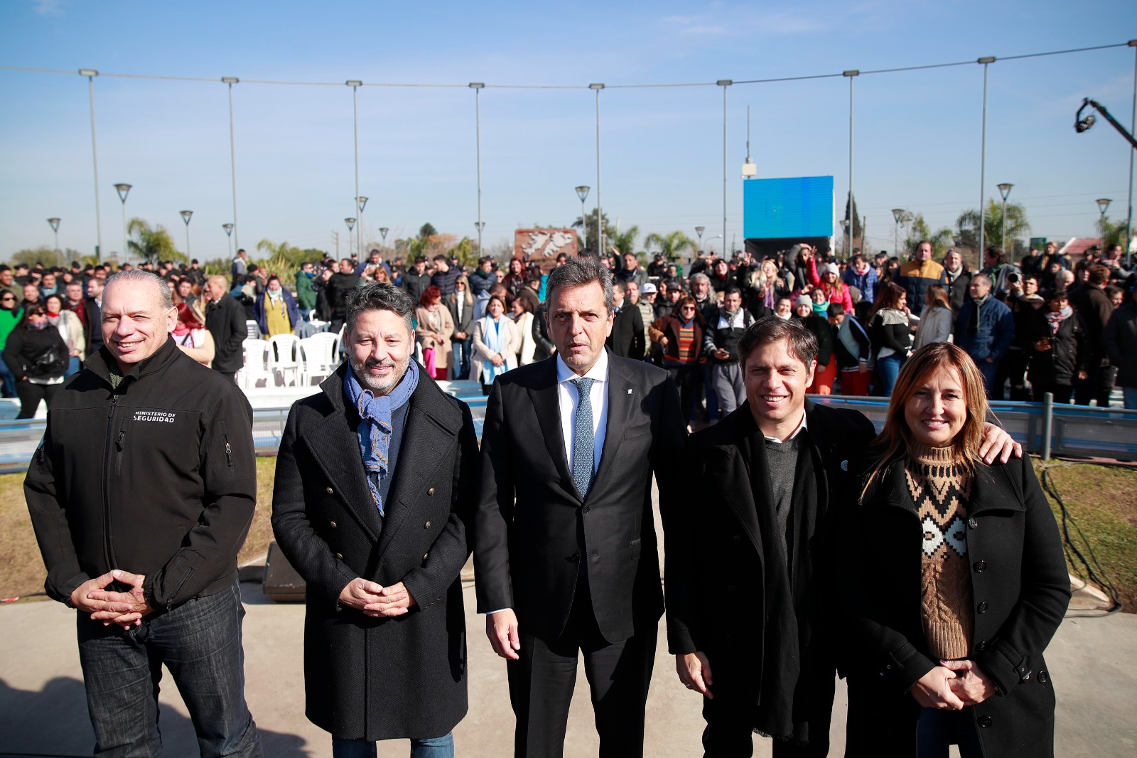 Kicillof presentó la base operativa de la Fuerza Barrial de Aproximación en Merlo