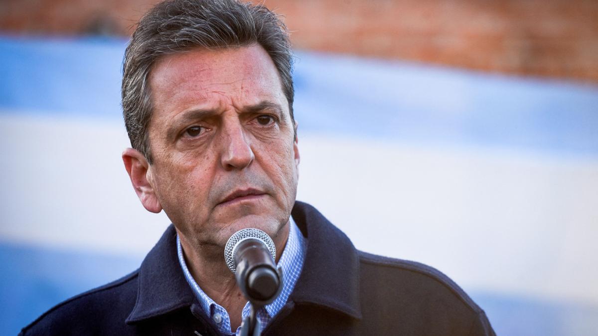 Massa anunció medidas en beneficio a pymes, trabajadores, monotributistas y jubilados
