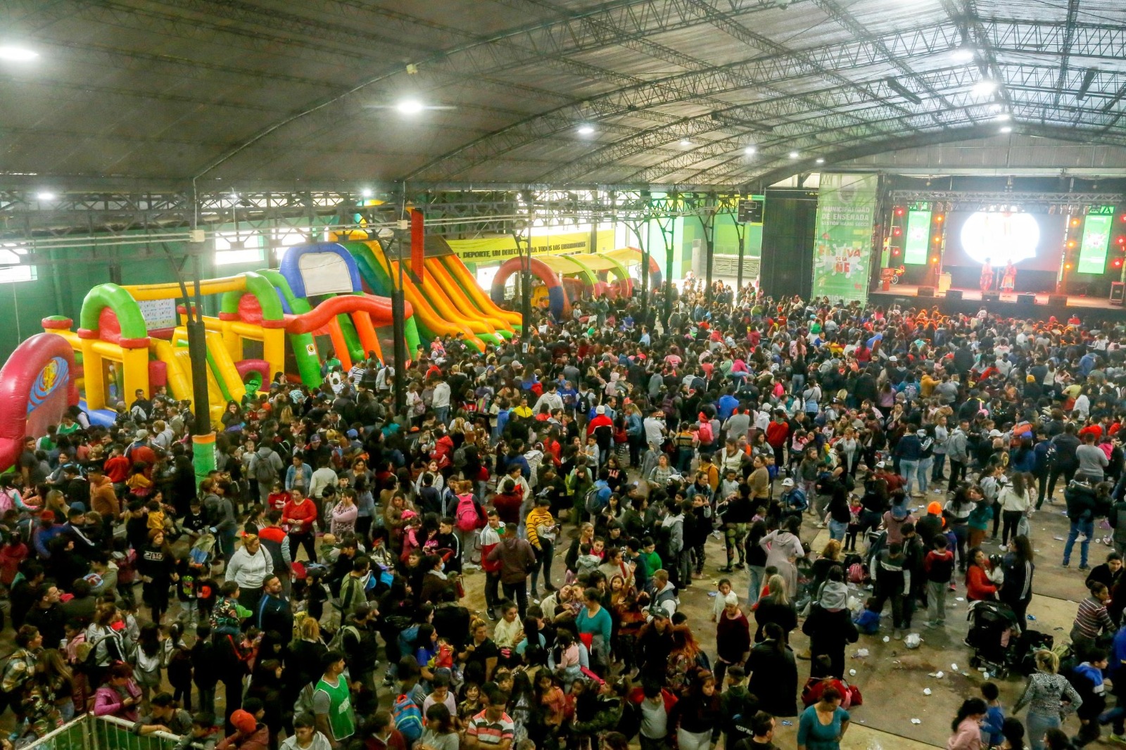 Multitudinario 'Festival de la Niñez' en Ensenada