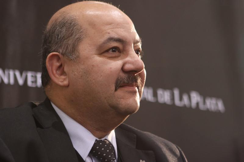 La Universidad Nacional del Alto Uruguay nombró a Fernando Tauber como Doctor Honoris Causa