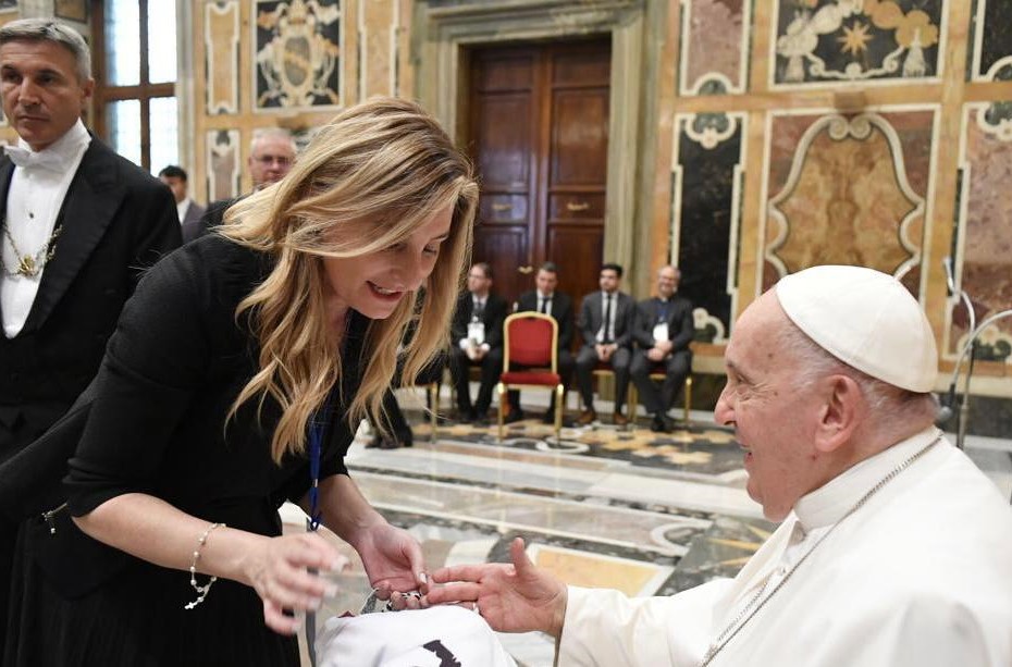 La UNLP participó de un encuentro interuniversitario con el Papa Francisco