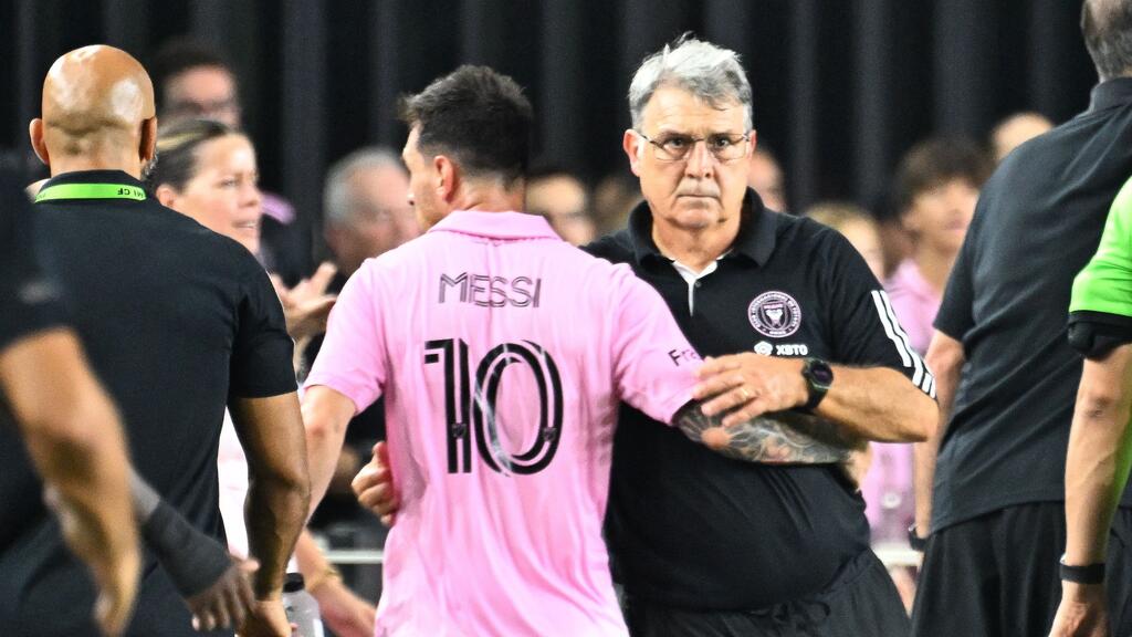 Martino pone en duda la vuelta de Messi para el próximo partido