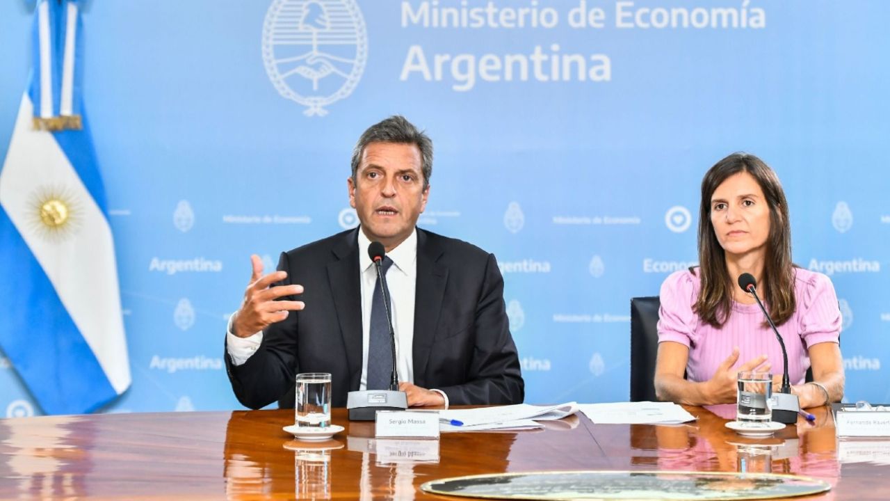 Massa se reunirá con Raverta para anunciar medidas para los trabajadores informales