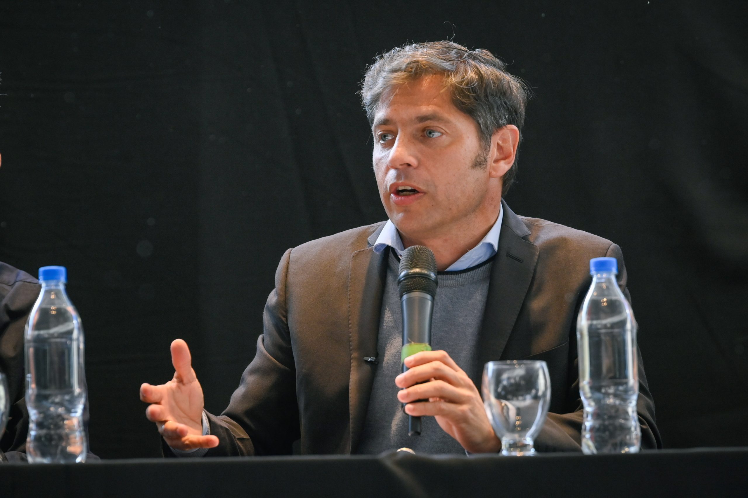 Kicillof en el Teatro Argentino: "Estamos ante la enorme oportunidad de dar un vuelco productivo en la ciudad de La Plata"