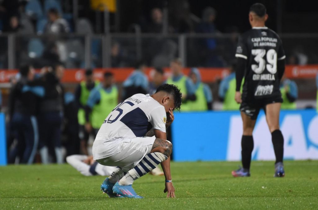 Desolación: Gimnasia se complicó solo la lucha por la permanencia