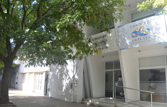 El CONICET La Plata realizará un abrazo simbólico