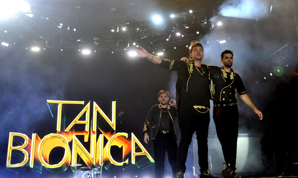 En un día muy especial para la banda, Tan Bionica se presenta está noche en La Plata