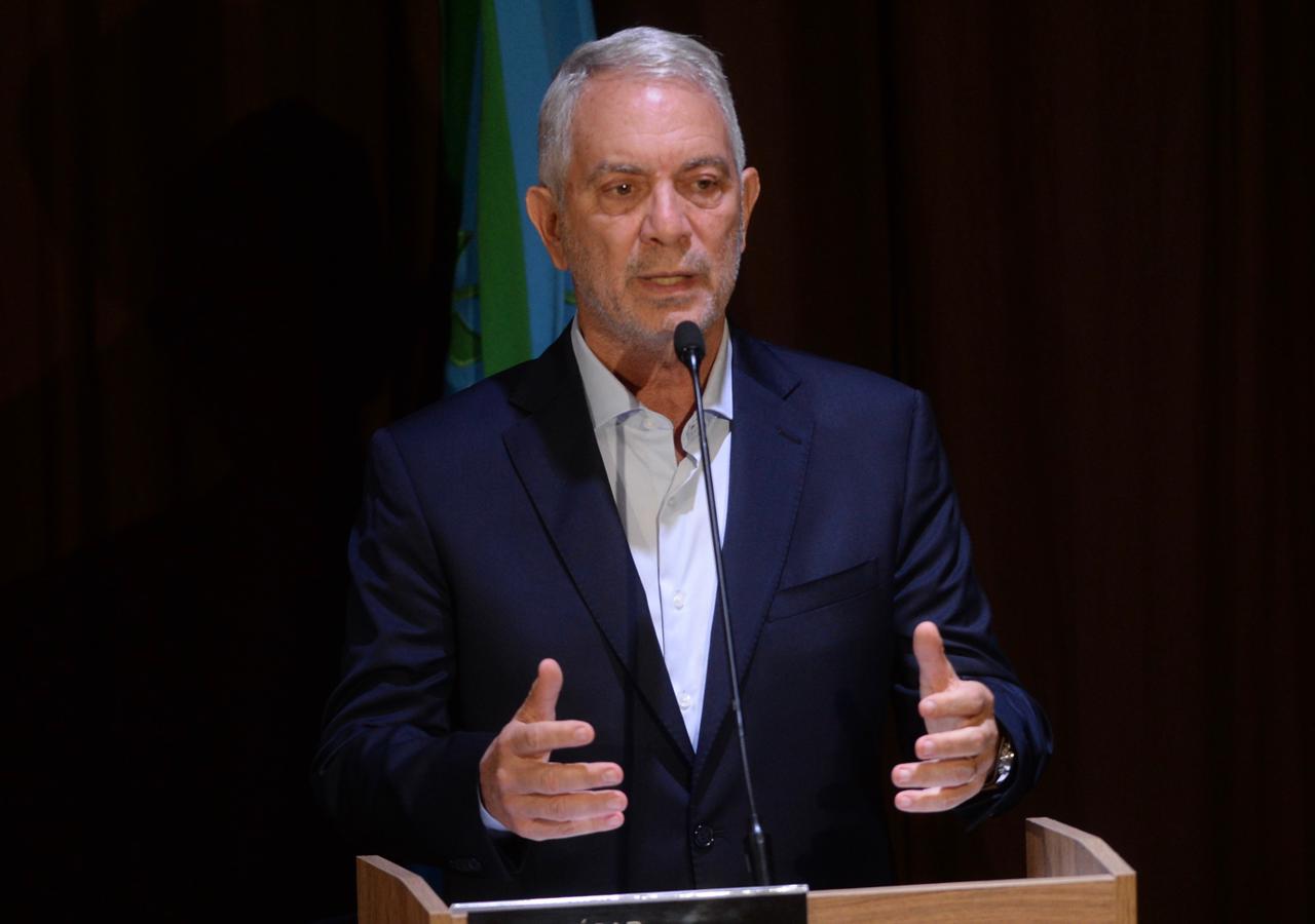 Alak: "Las deudas heredadas superan los $17.500 millones"