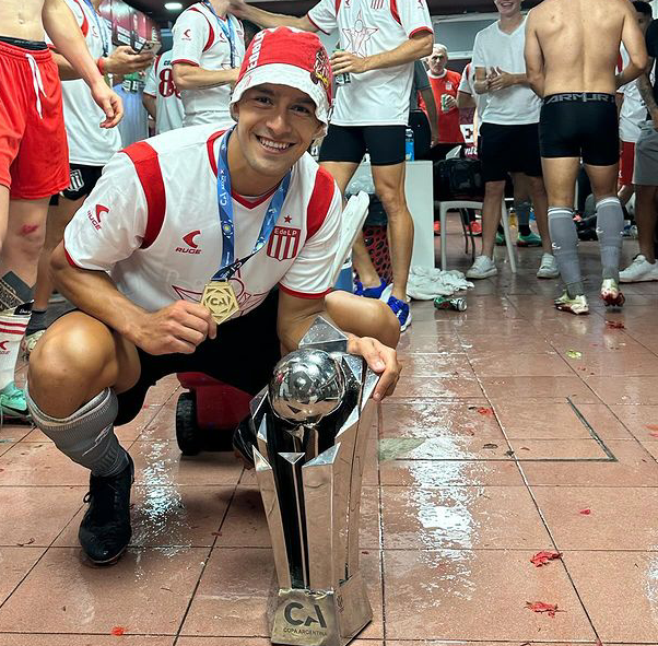 Santi Nuñez seguirá su carrera en el Santos Laguna de México