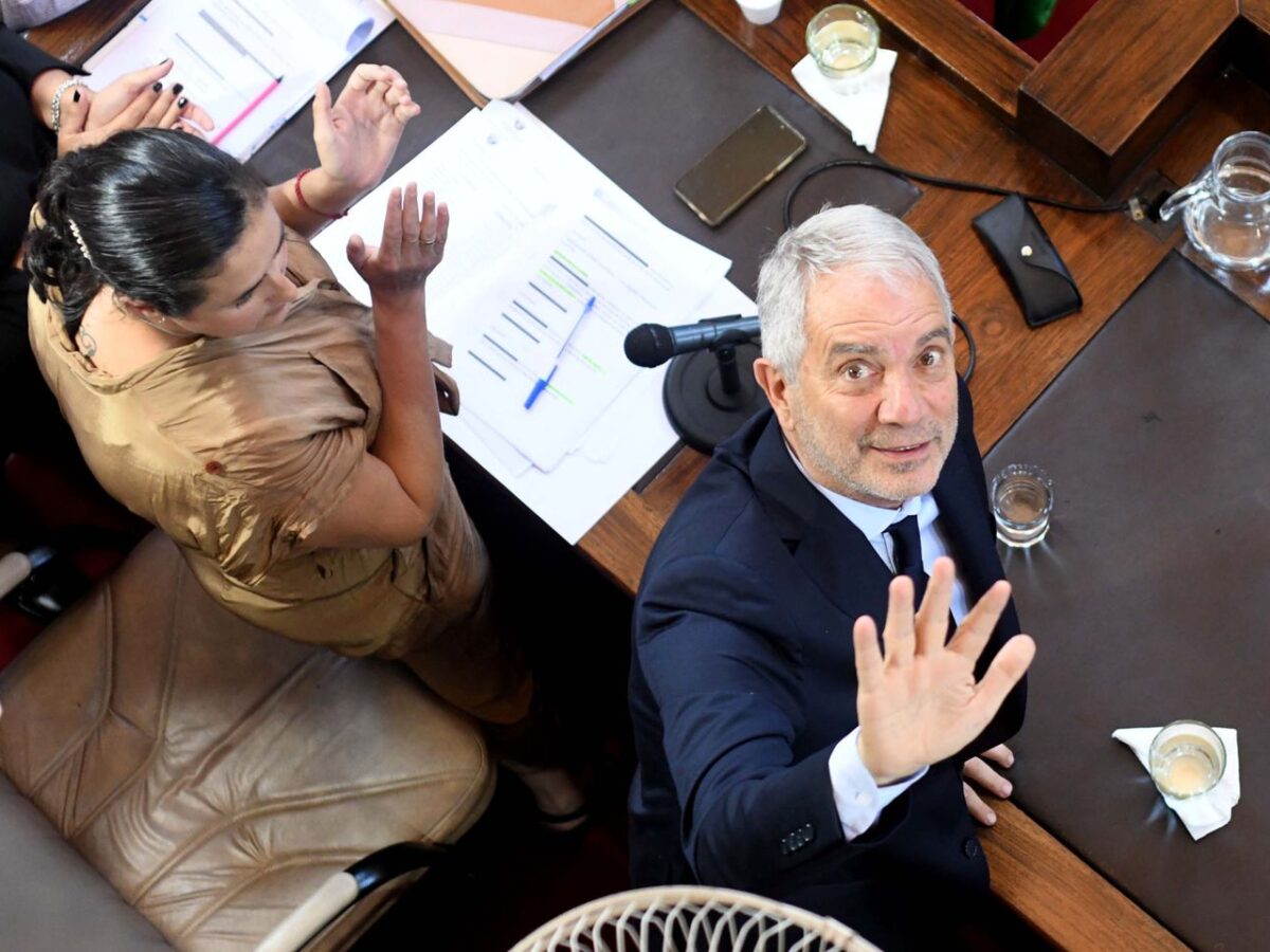 En qué consiste el proyecto que presentó Alak para garantizar la transparencia en el Municipio