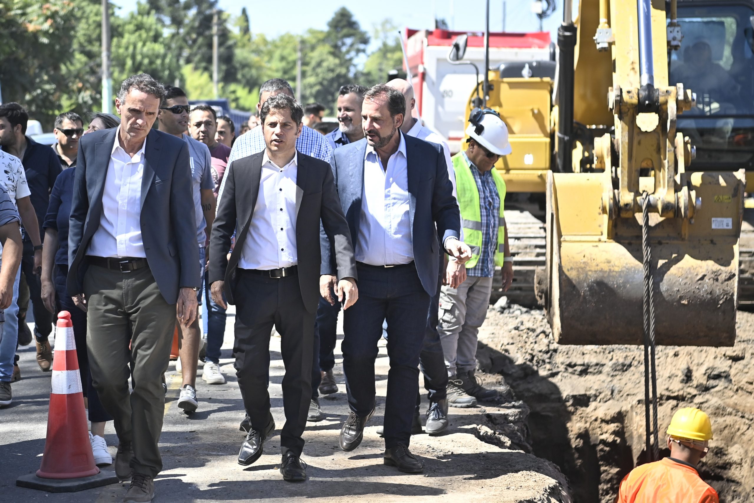Kicillof y Sujarchuk inauguraron un Centro Civico en Escobar