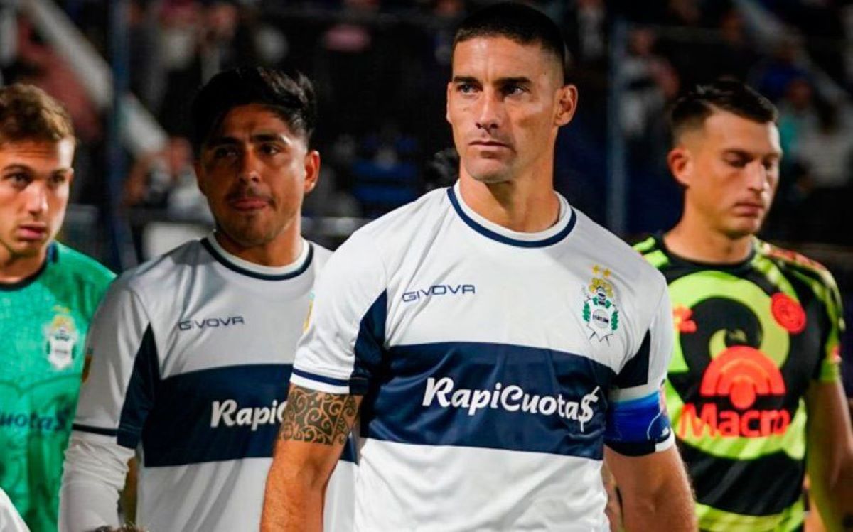 El mensaje de Leo Morales que confirmaría su decisión ante el acercamiento de Independiente