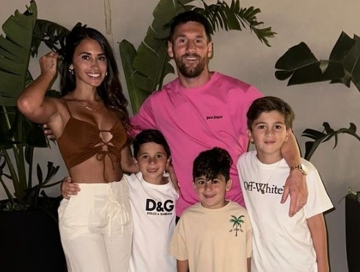 Messi recibió el Año Nuevo con su familia y con un posteo con millones de likes