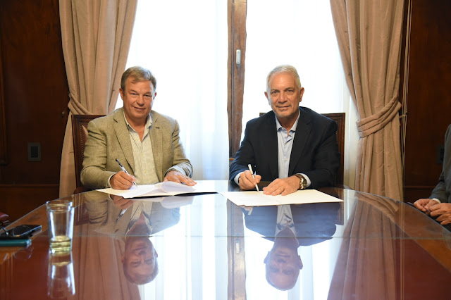 La Plata firmó un convenio con Almirante Brown para mejorar la gestión pública municipal: de que se trata