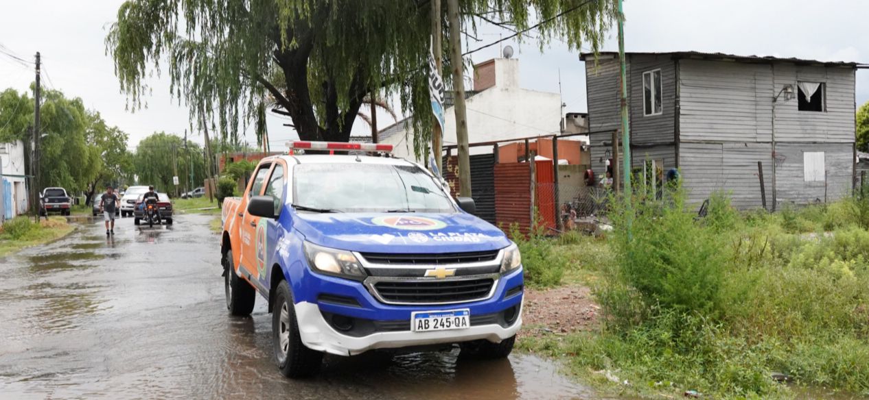La Municipalidad desplegó un amplio operativo para asistir a las familias afectadas por la lluvia