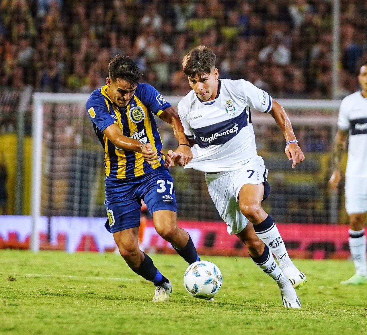 Gimnasia perdió ante Central: poco para destacar, mucho por corregir