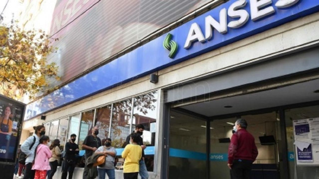 El Gobierno designó al nuevo titular de la Anses: de quién se trata