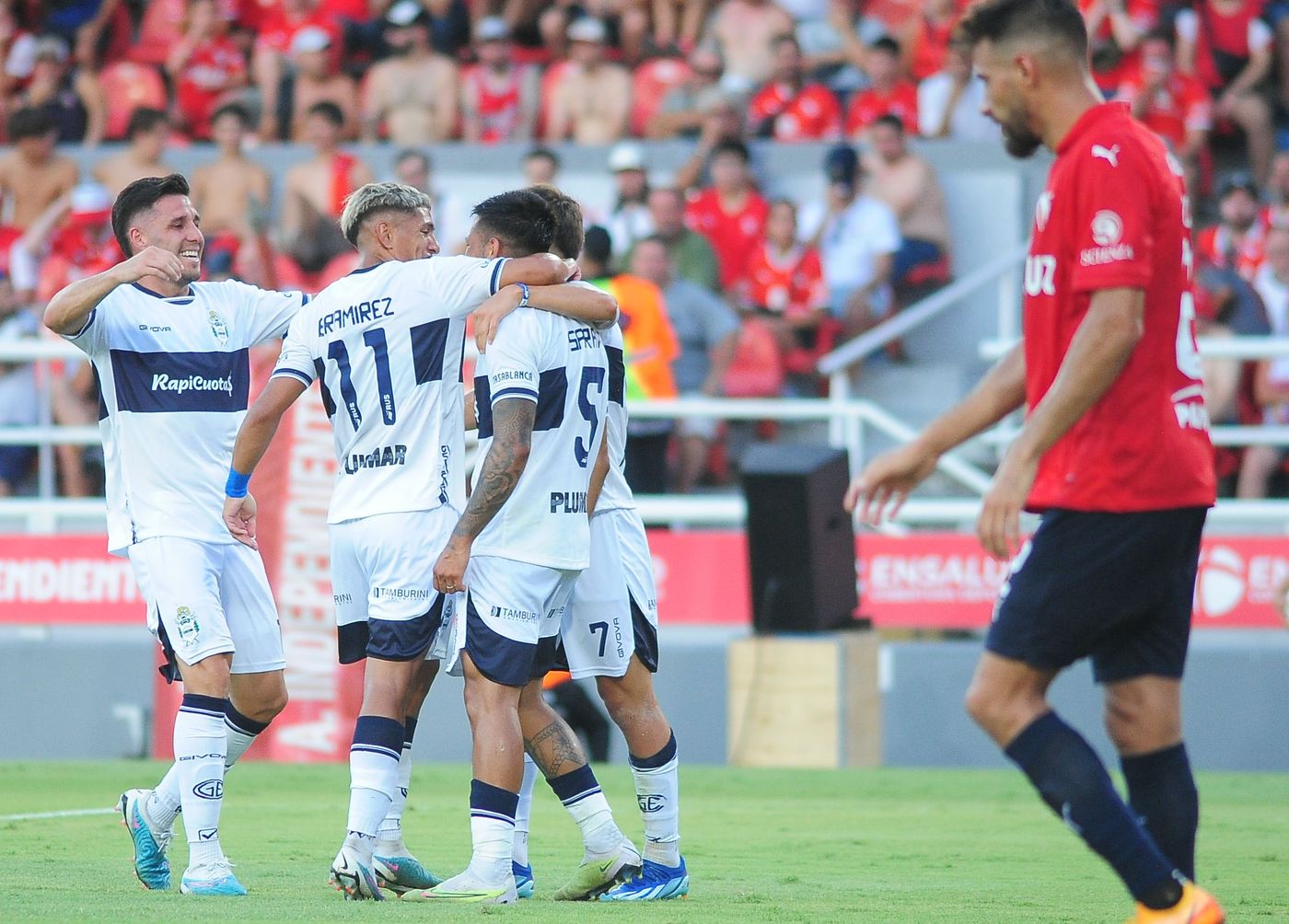 Triunfazo del Lobo en el Libertadores de América