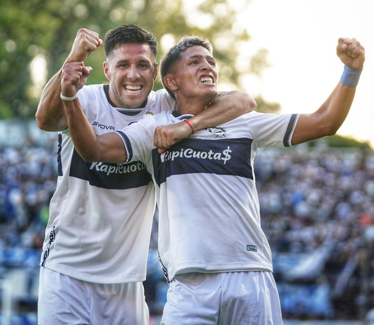 En El Bosque, Gimnasia se impuso por 2-0 ante Barracas
