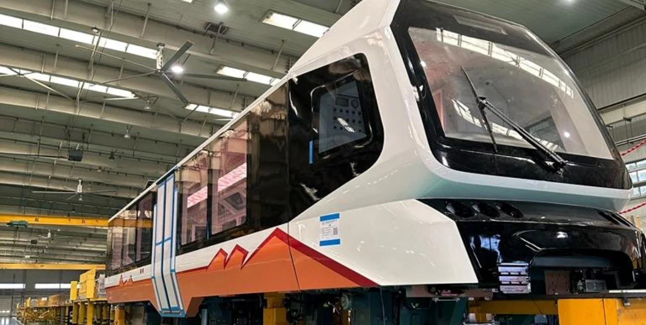 La semana próxima comenzará a operar el primer Tren Solar a batería de litio de la Argentina