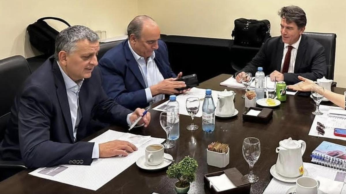 Aprobaron un exorbitante aumento de sueldo para los directores de YPF: cuánto cobrarán