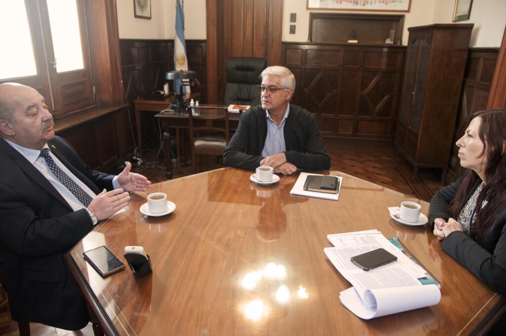 Tauber se reunió con la ministra de Hábitat bonaerense