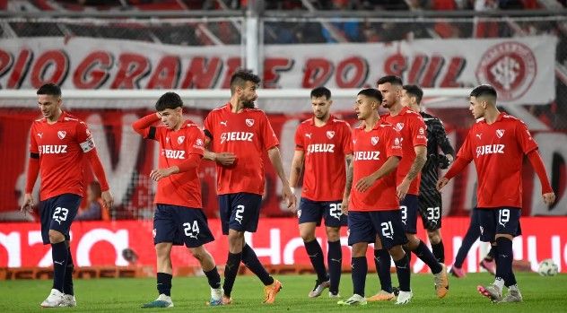 Quiénes son los dos técnicos con historia en Independiente qué se “autopostularon”