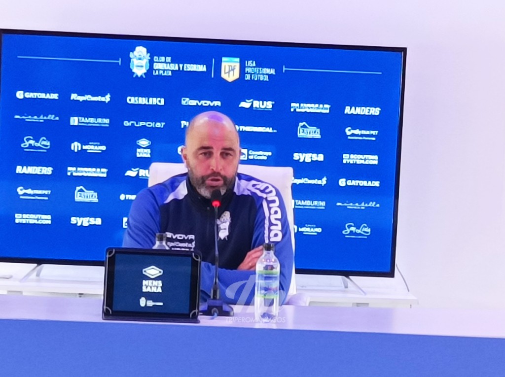 ¿Hay equipo confirmado para el debut? Que dijo Méndez en conferencia de prensa