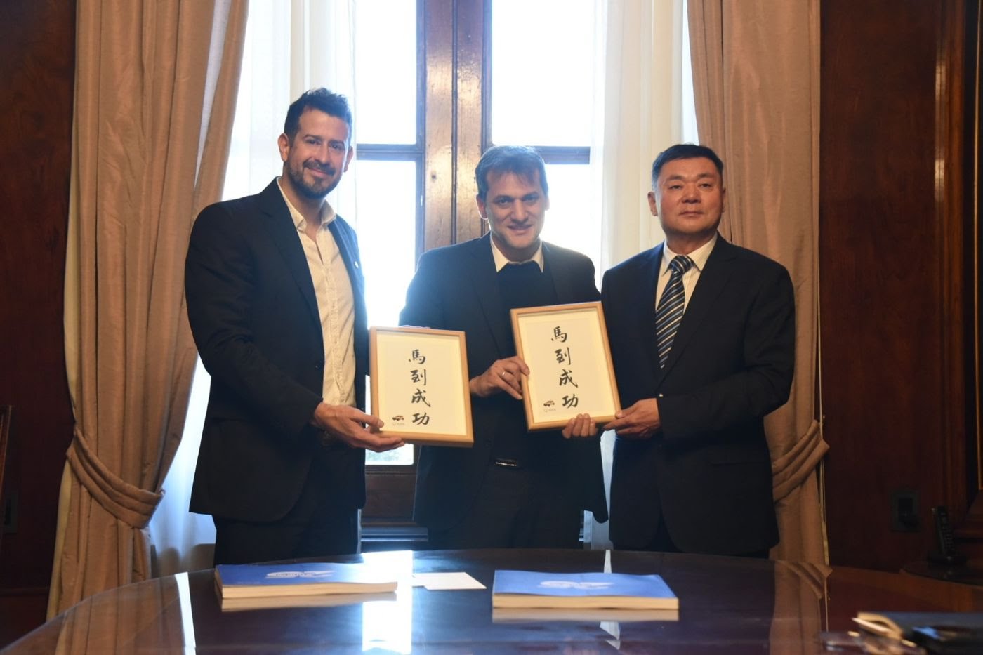 El Municipio y autoridades de China acordaron proyectos conjuntos para la generación de empleo en la ciudad