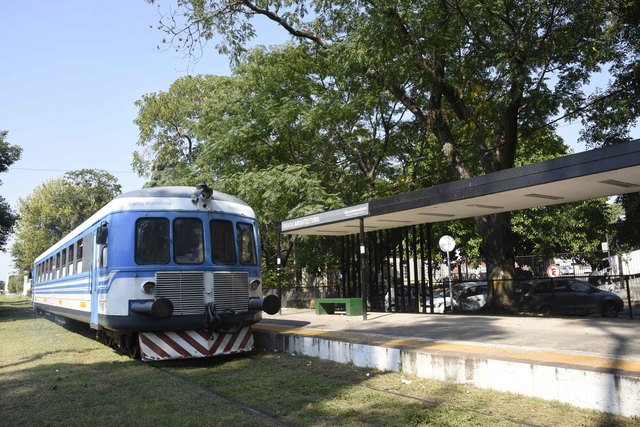 Se pone en marcha el proyecto para electrificar el Tren Universitario