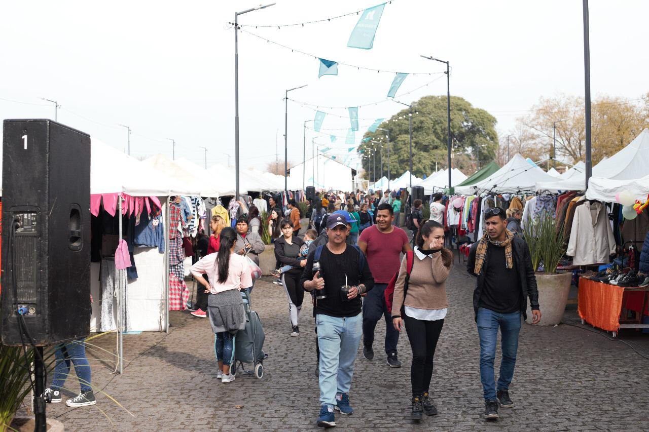 Este sábado, domingo y lunes vuelve el Paseo de Compras Meridiano V