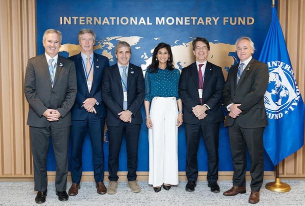 El FMI salió a respaldar a Luis Caputo