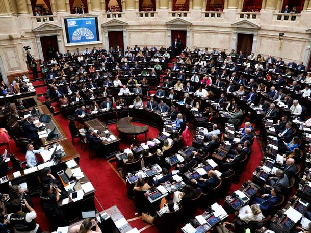 Ley Ómnibus: el Gobierno insistirá con Ganancias, Bienes Personales y privatizaciones