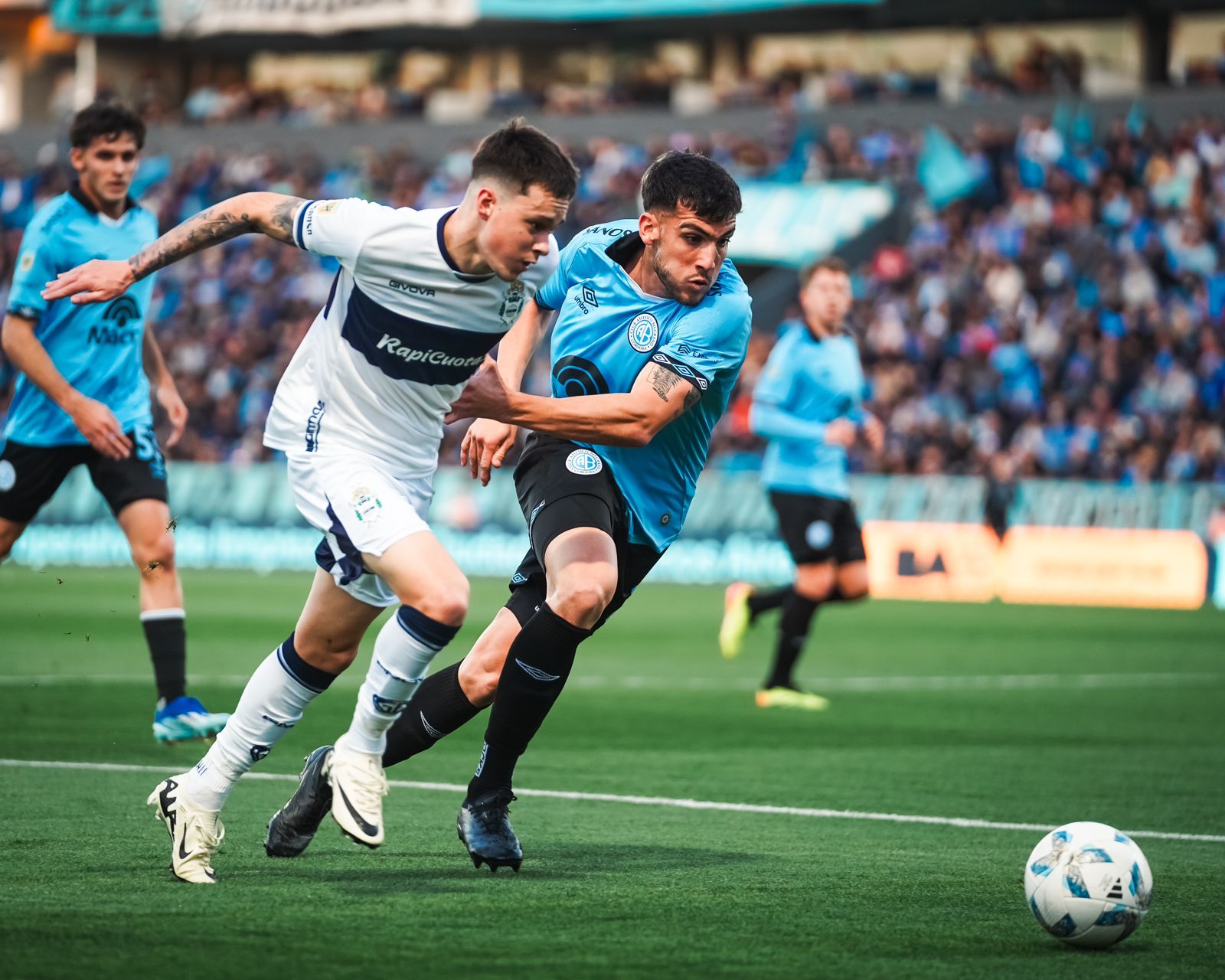 Agónico triunfo para traerse los tres puntos