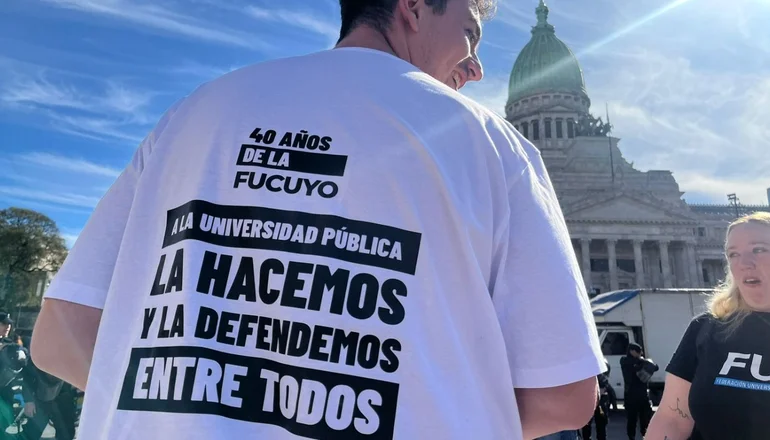 Arranca una semana con la protesta universitaria en el centro de la escena