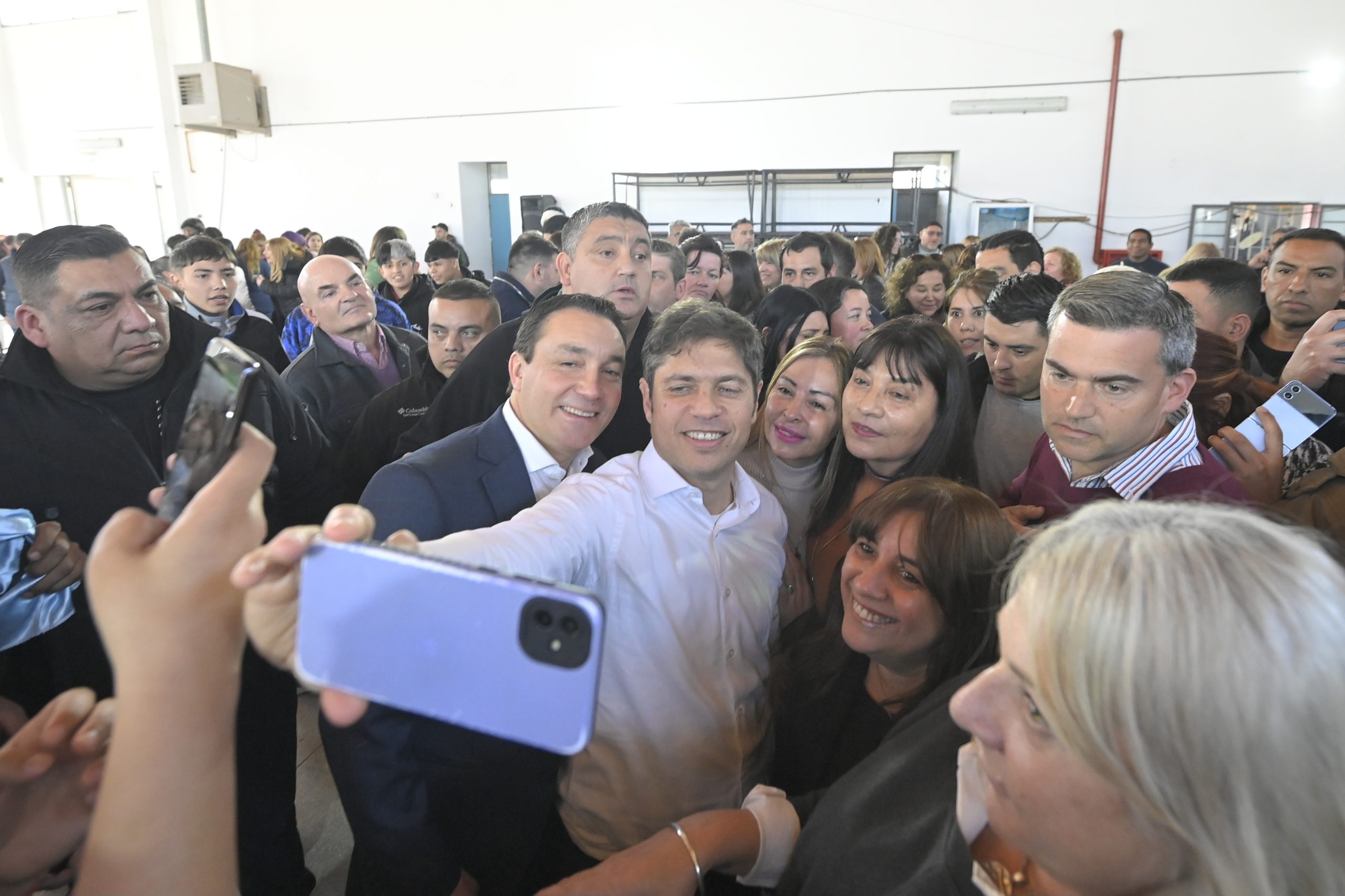 Kicillof encabezó la presentación del programa 'Escuelas Cuidadas': en que consiste