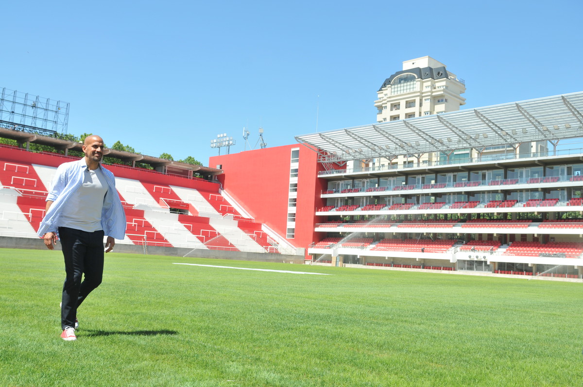 Estudiantes revolucionado: el mensaje de Verón que confirma la ampliación del estadio