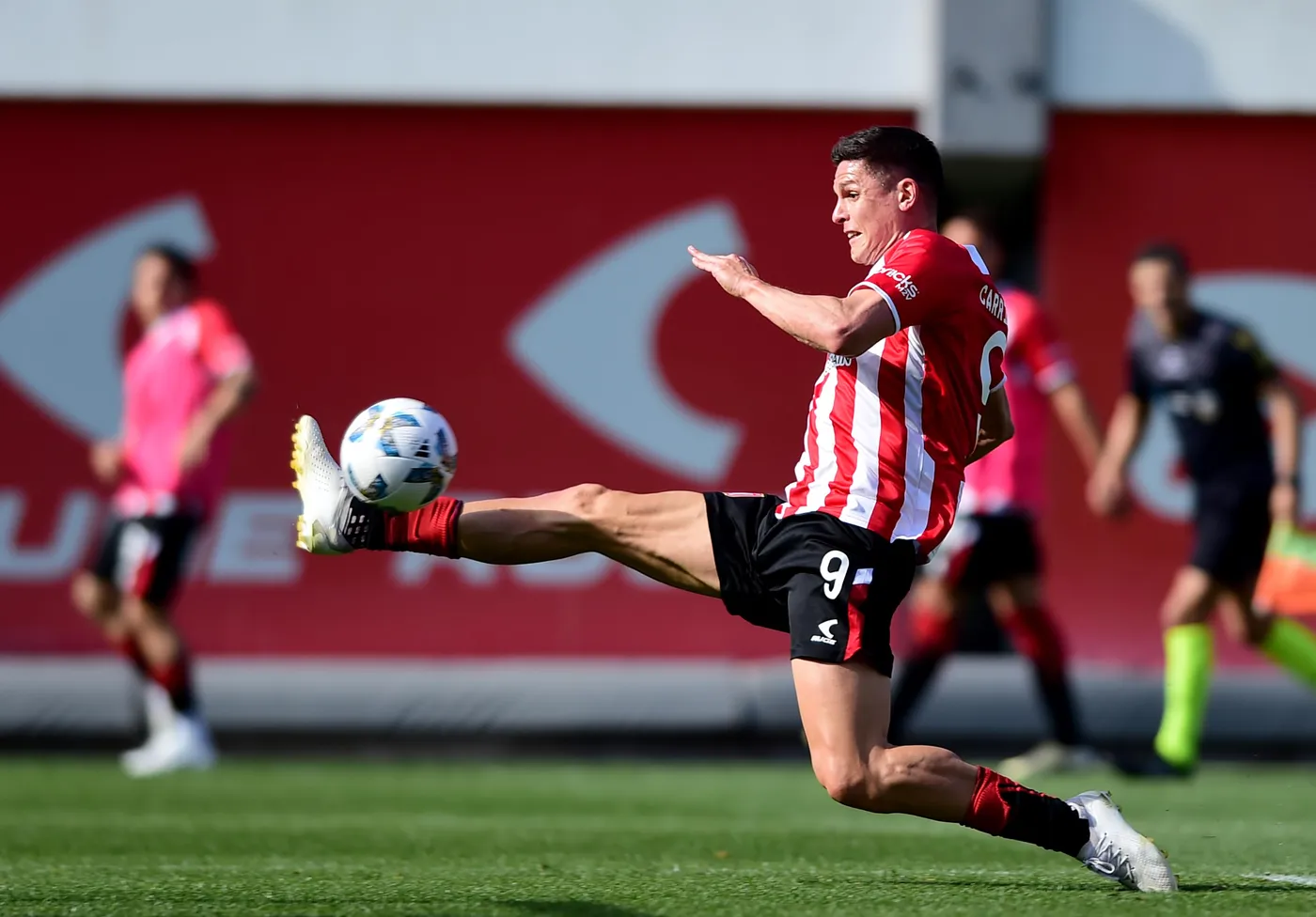 Estudiantes busca romper la mala racha en su visita a Vélez