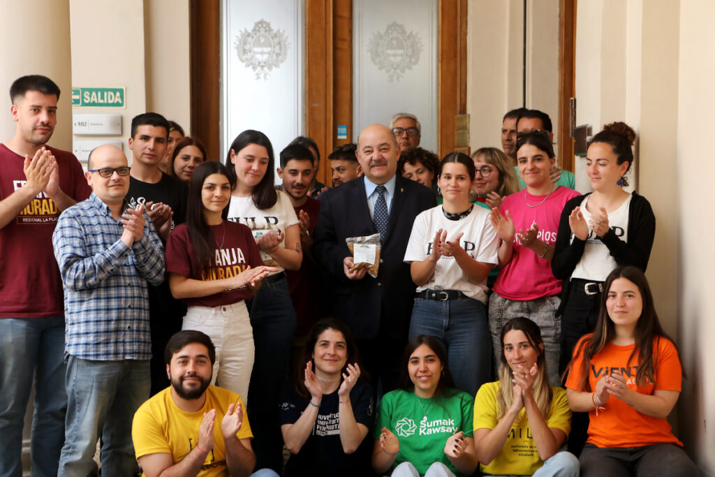 Histórico: el Comedor Universitario entregará menús para el fin de semana