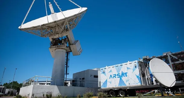 El Gobierno le quitó al ARSAT y al ENACOM 100 MHz de espectro