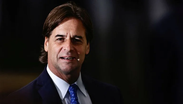 Reducción del gasto y aumento de la pobreza: Lacalle Pou en números