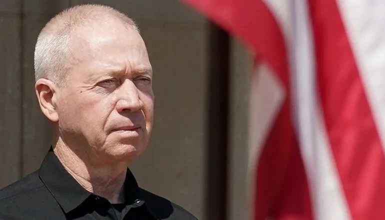 Israel: Netanyahu echó a su ministro de Defensa