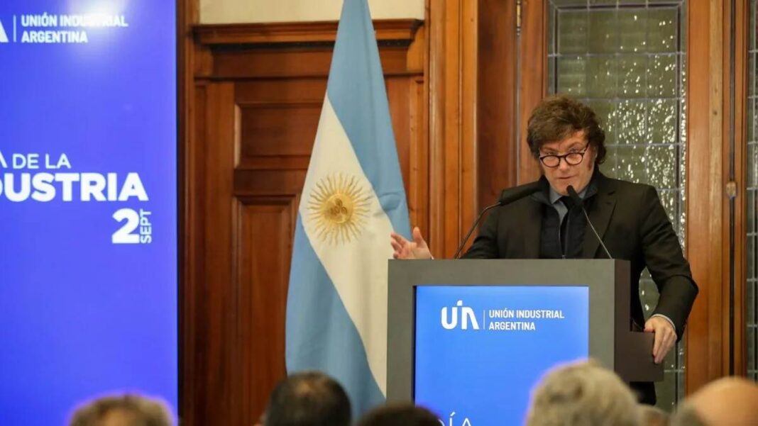 Javier Milei y Luis Caputo se bajan del acto de la UIA y el Gobierno tensa la relación con la Industria