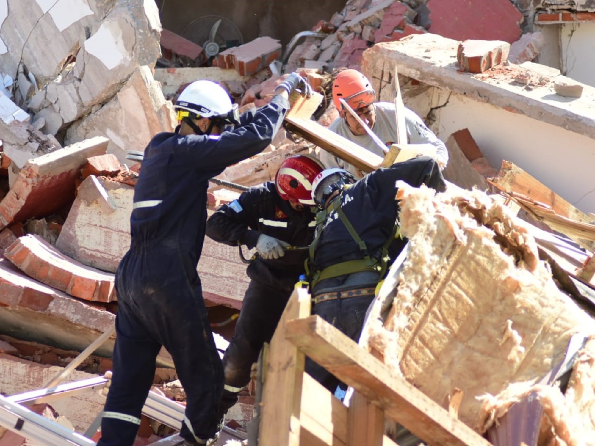 Tragedia en el Hotel Dubrovnik: se confirma la cuarta víctima y siguen los trabajos de rescate