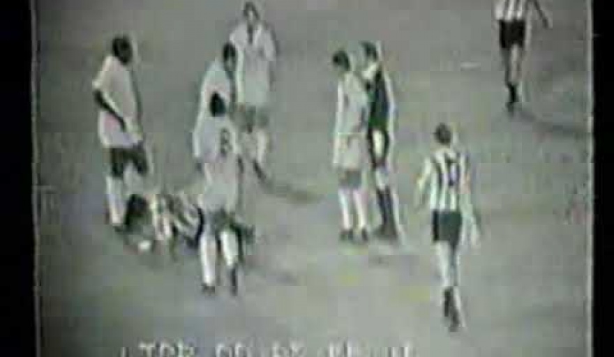 Hace 55 años: el día que el Santos de Pelé no tuvo chances ante Estudiantes en UNO