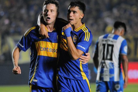 Copa Argentina: sobre el final de cada tiempo, Boca goleó a Argentino de Monte Maíz