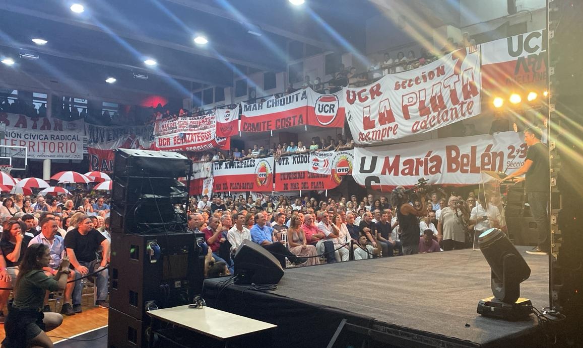 La UCR bonaerense reunió a más de 1.200 dirigentes en Mar del Plata