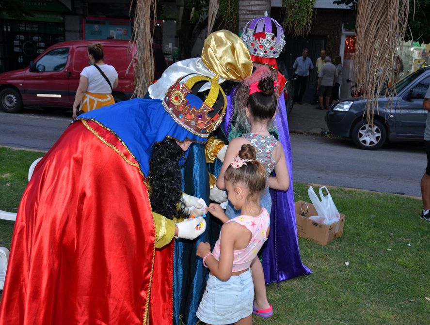 La magia de los Reyes Magos sigue viva en Los Hornos: todo lo que tenés que saber