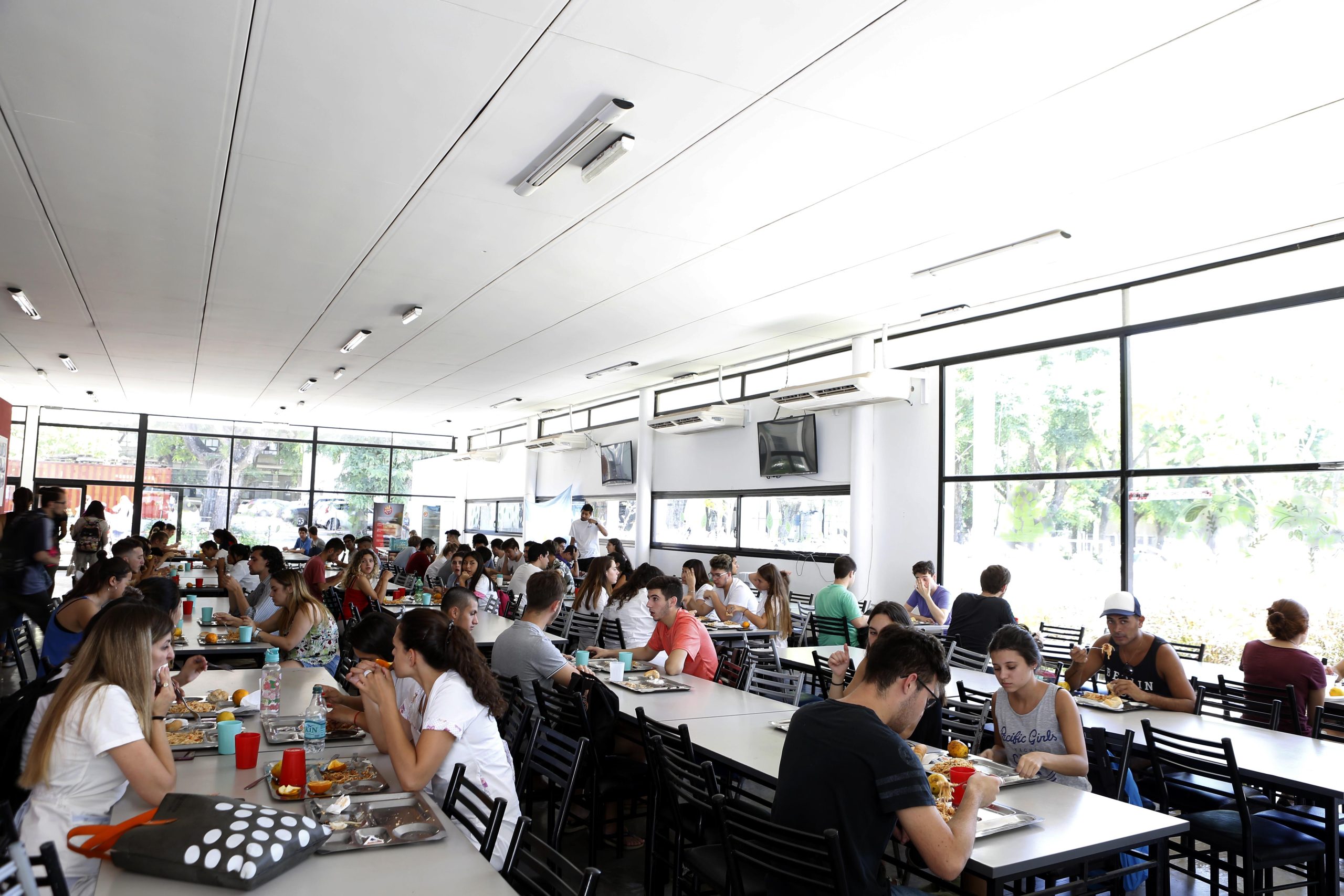 Desde hoy se venden los tickets del Comedor Universitario: todo lo que tenés que saber