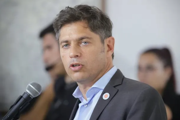 Kicillof respaldó a Manes tras las agresiones de Santiago Caputo